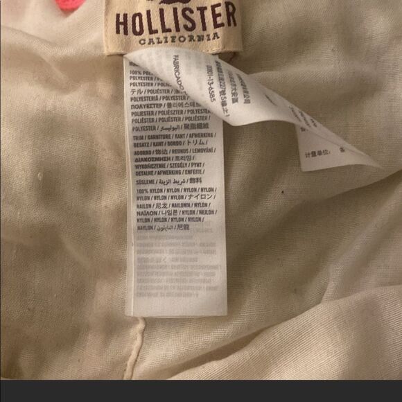HOLLISTER Cream Metallic Detail Pink Pom Trim Shine Infinity Circle Scarf - Picture 3 of 3